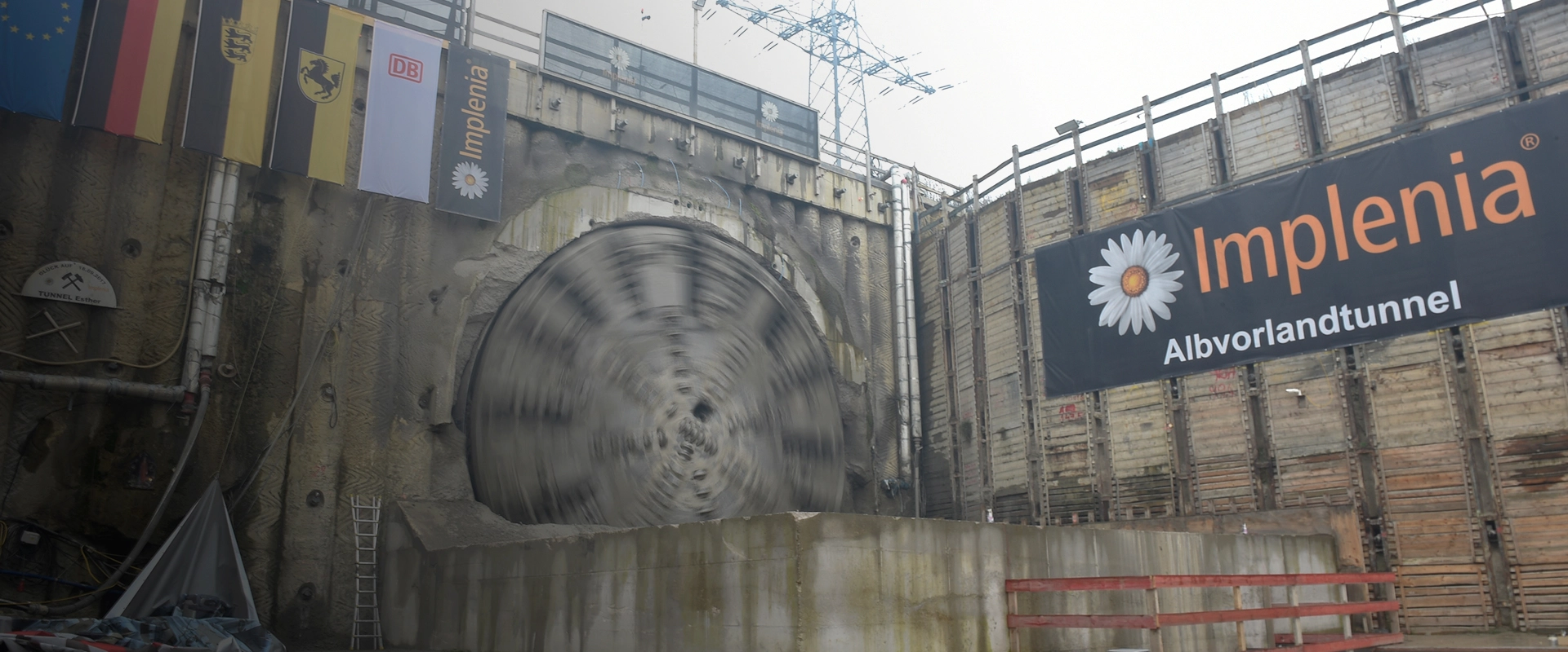 For the Stuttgart 21 megaproject, MC was able to contribute both its expertise and its bespoke product systems for tunnel construction from its Tunnelling Field of Expertise, all very much to the satisfaction of its clients.